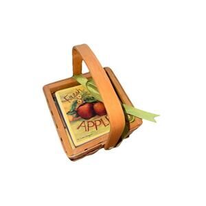 vintage  Woven basket With 4 country coasters